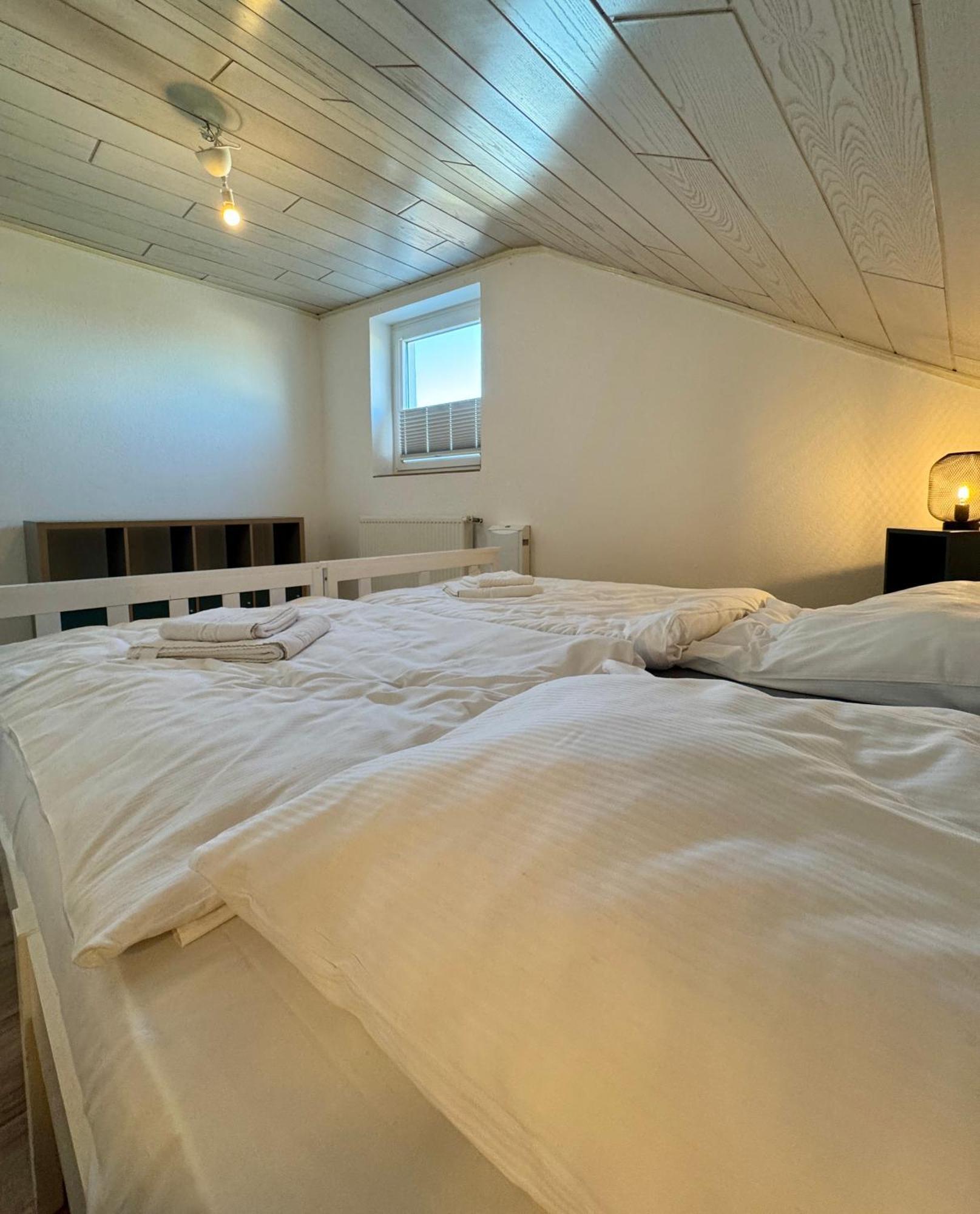 Der Schwan 7 - 3 Schlafzimmer - 2 Balkone - Zentral - 100 Qm Düren - Eifel Exterior foto